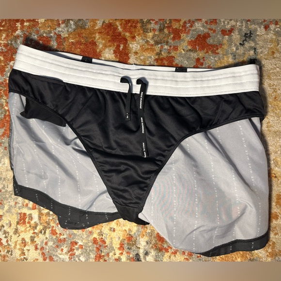 Nike Shorts (discontinued) (Black) - Picture 5 of 6